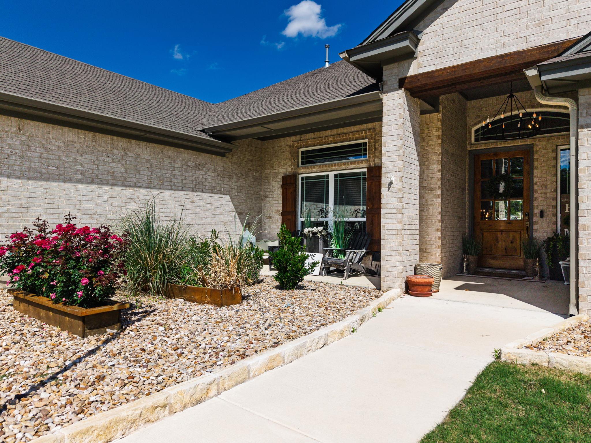 4043 Turning Leaf Dr, Nolanville, TX 76559