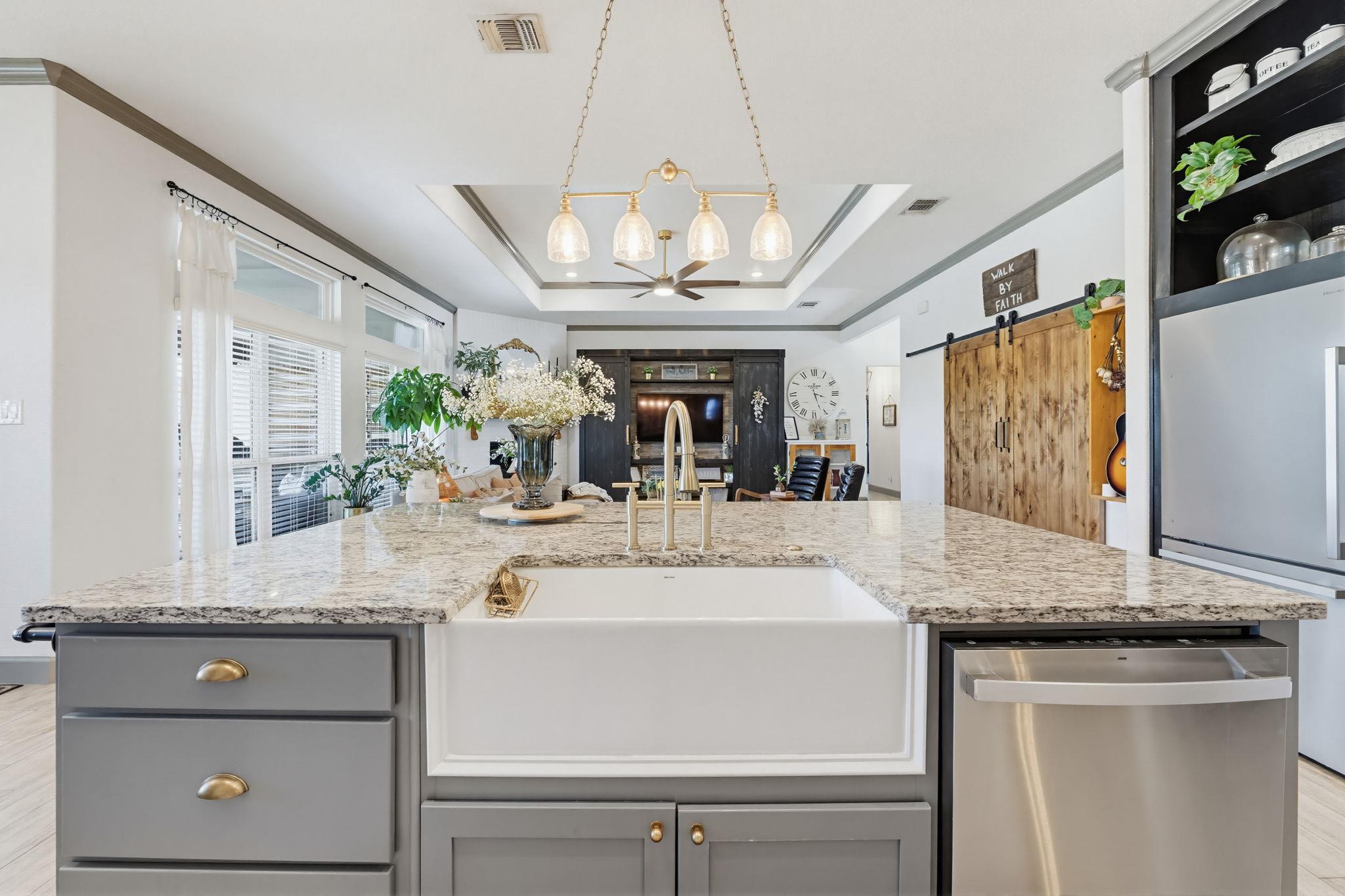 4043 Turning Leaf Dr, Nolanville, TX 76559