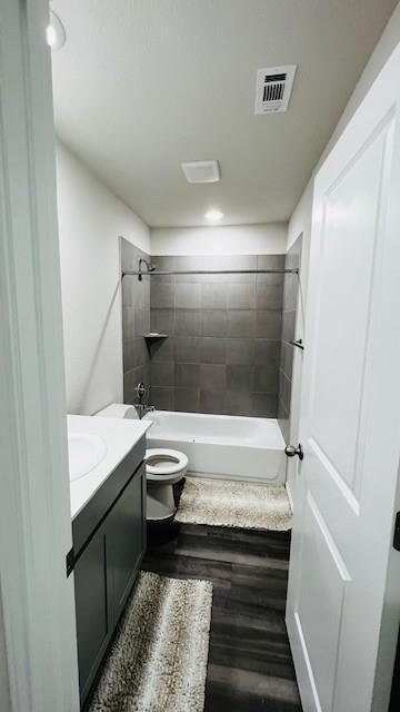 707 East St, Hutto, TX 78634