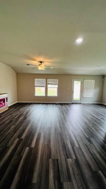 707 East St, Hutto, TX 78634