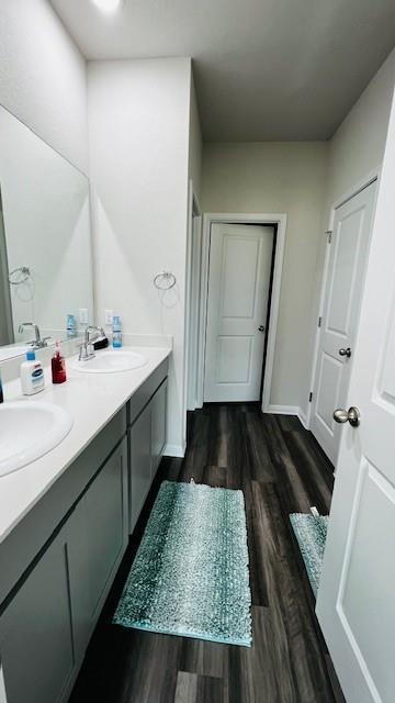 707 East St, Hutto, TX 78634