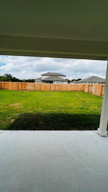 707 East St, Hutto, TX 78634