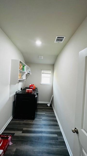 707 East St, Hutto, TX 78634