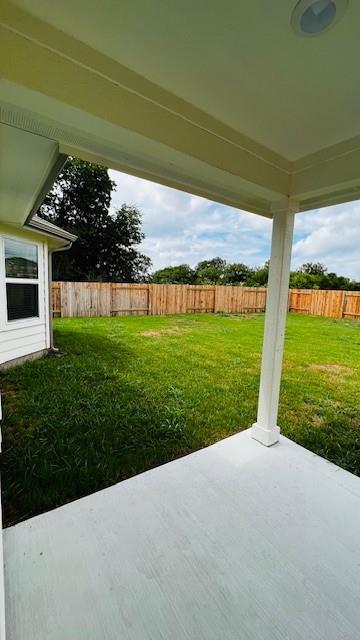 707 East St, Hutto, TX 78634