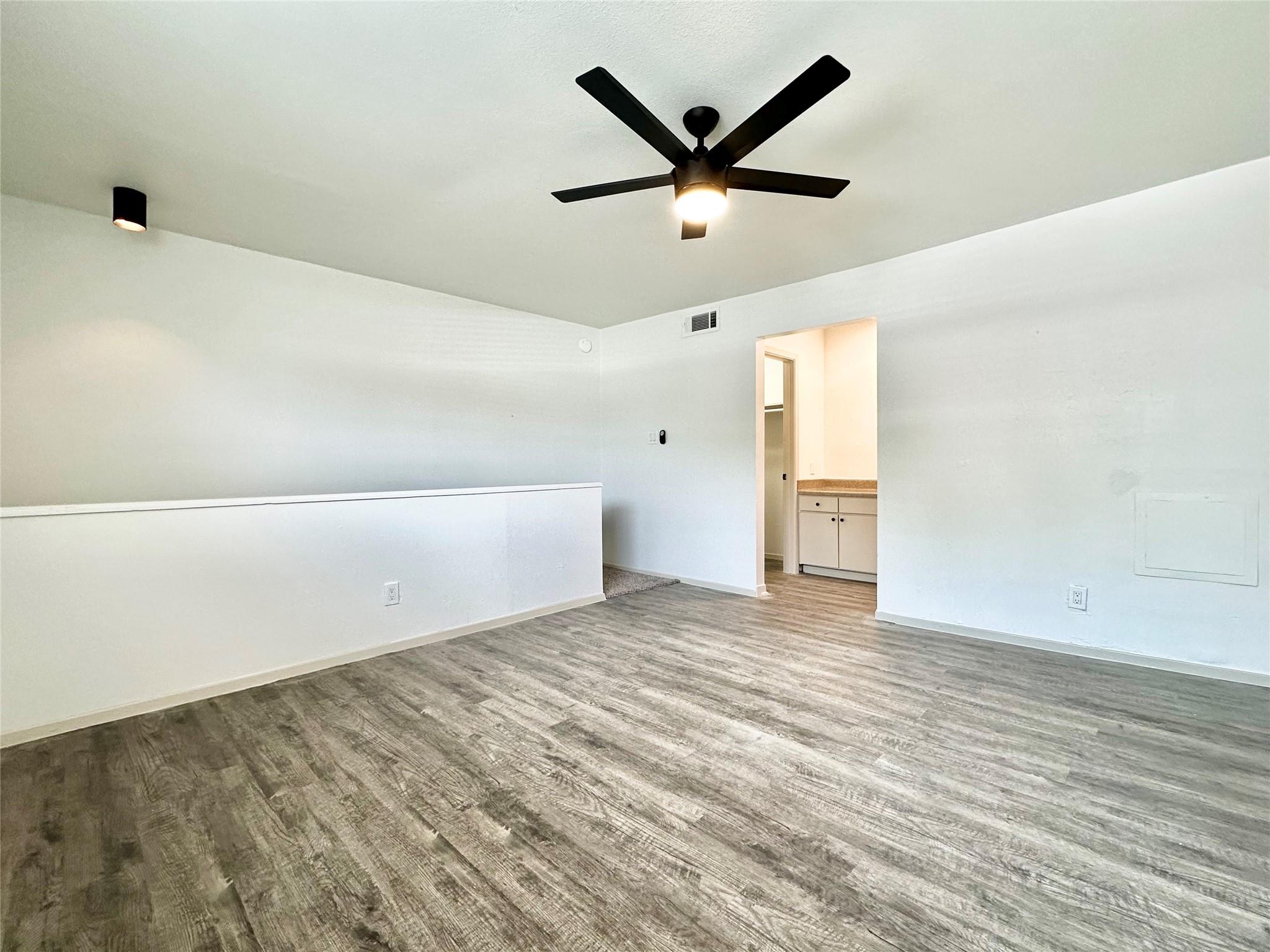 1204 1204 N LBJ Dr #212 Dr # 222, San Marcos, TX 78666