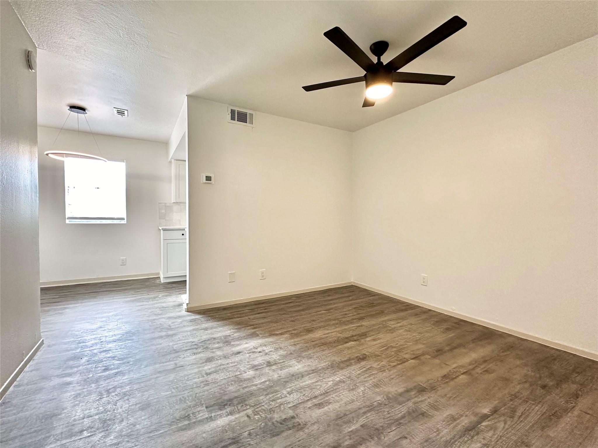 1204 1204 N LBJ Dr #212 Dr # 222, San Marcos, TX 78666