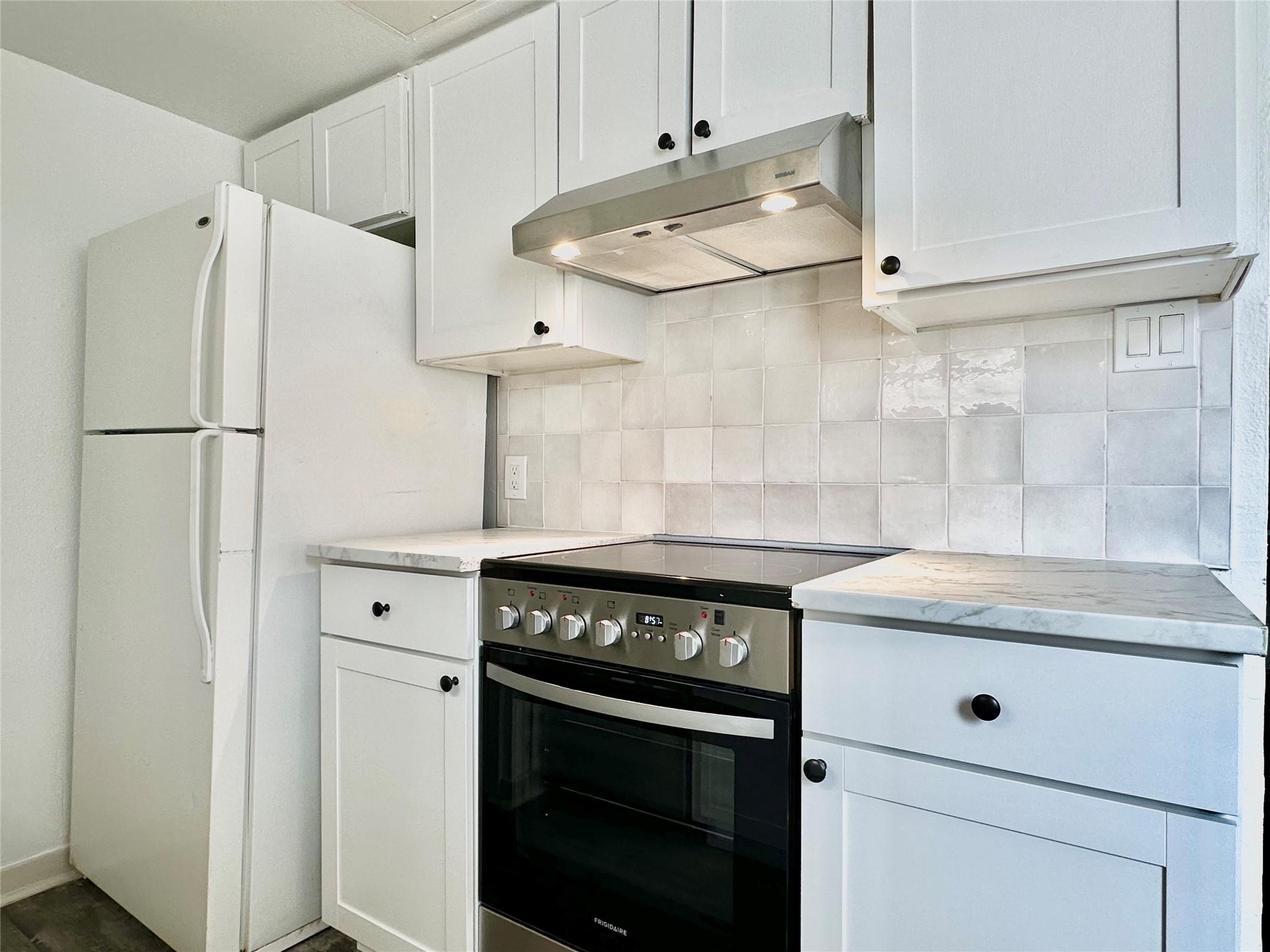 1204 1204 N LBJ Dr #212 Dr # 222, San Marcos, TX 78666