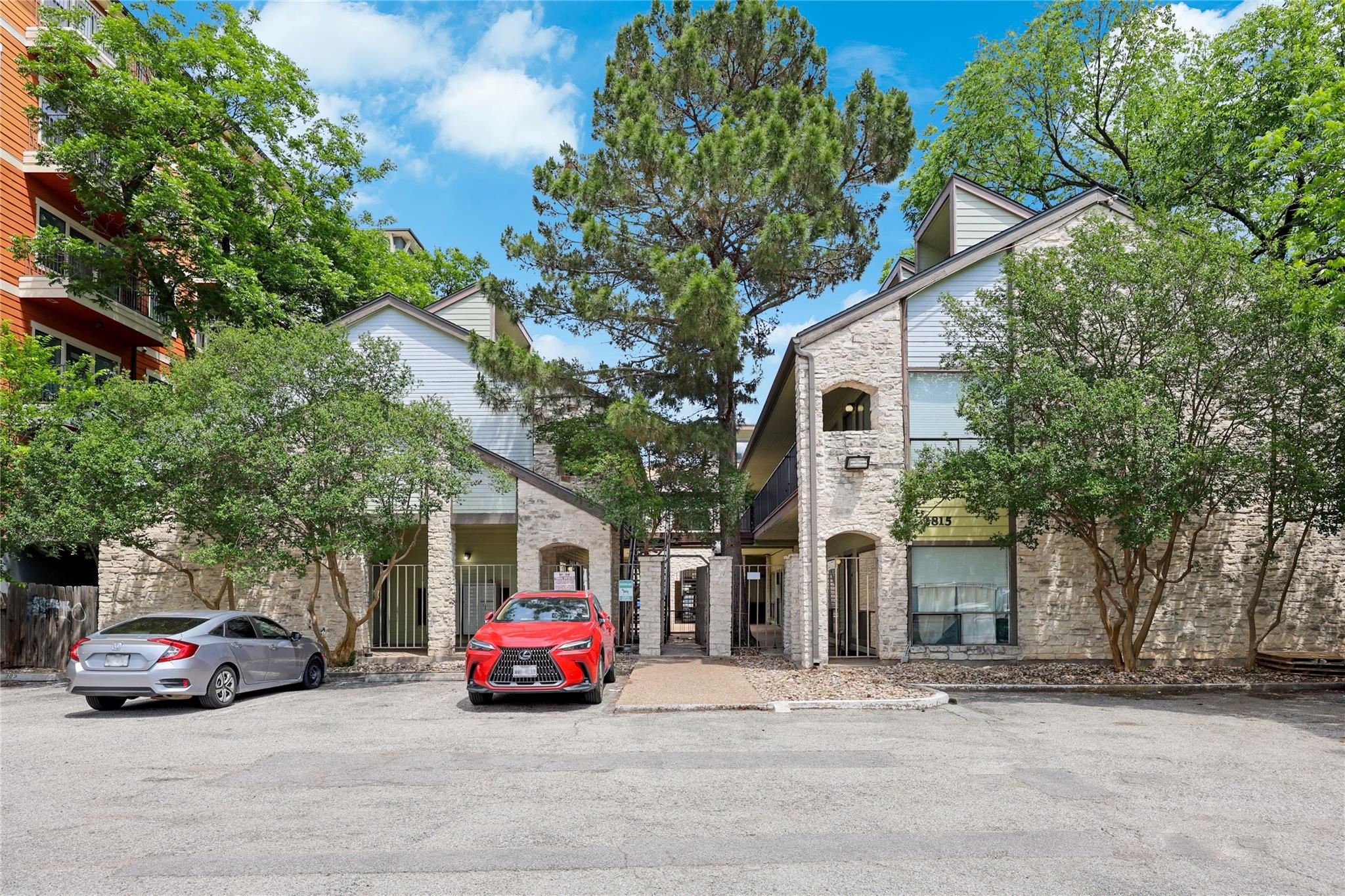 2815 Rio Grande St # 102, Austin, TX 78705