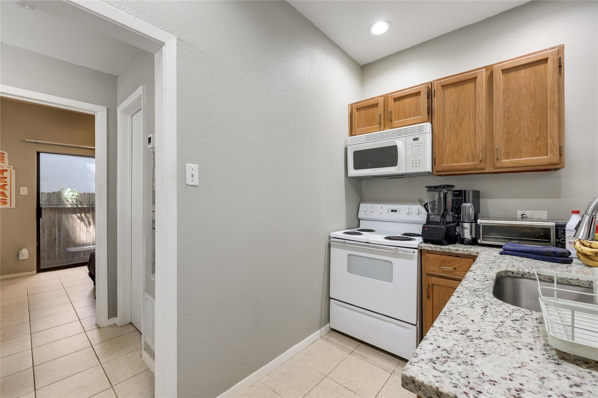 2815 Rio Grande St # 102, Austin, TX 78705