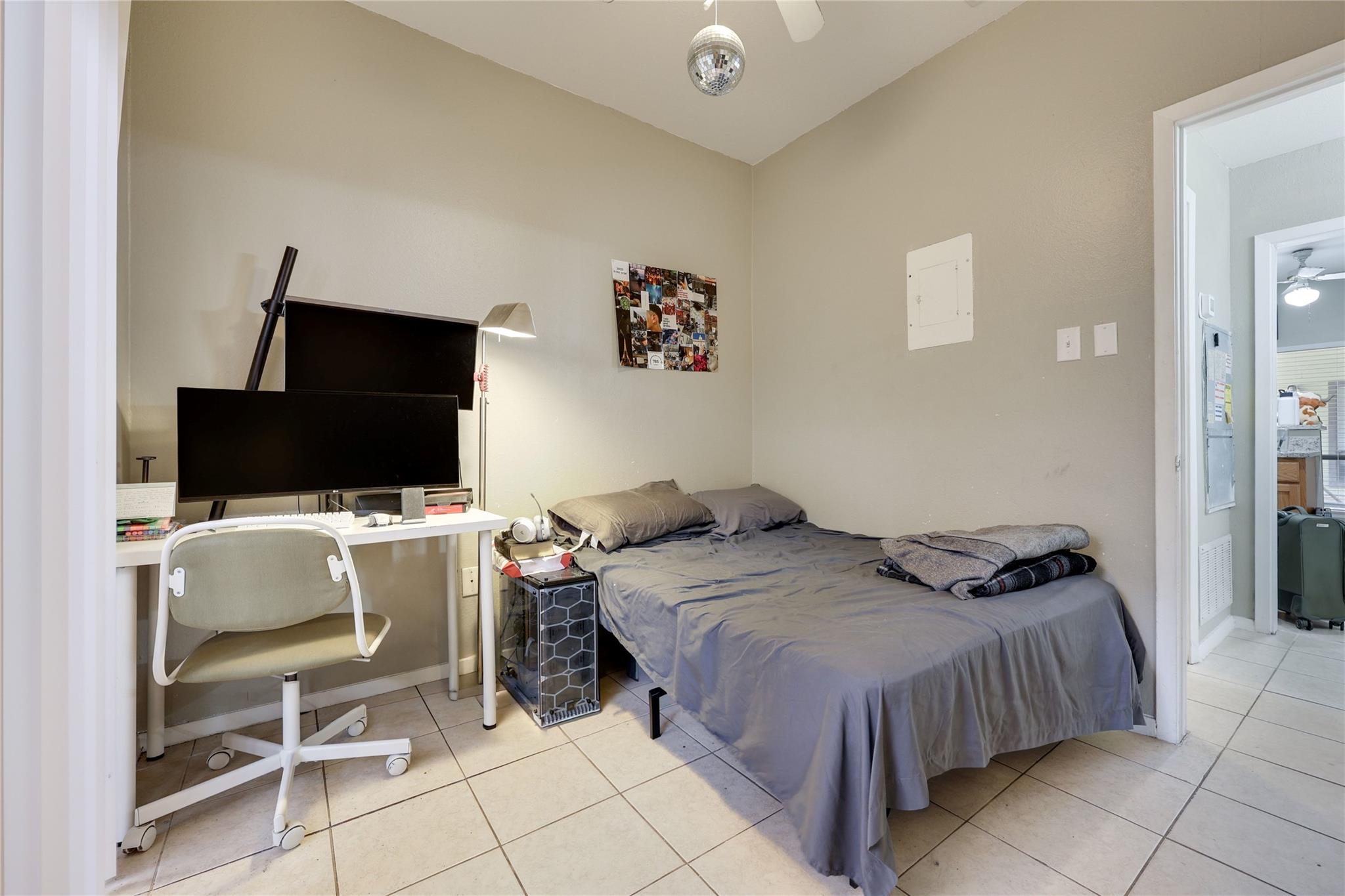 2815 Rio Grande St # 102, Austin, TX 78705