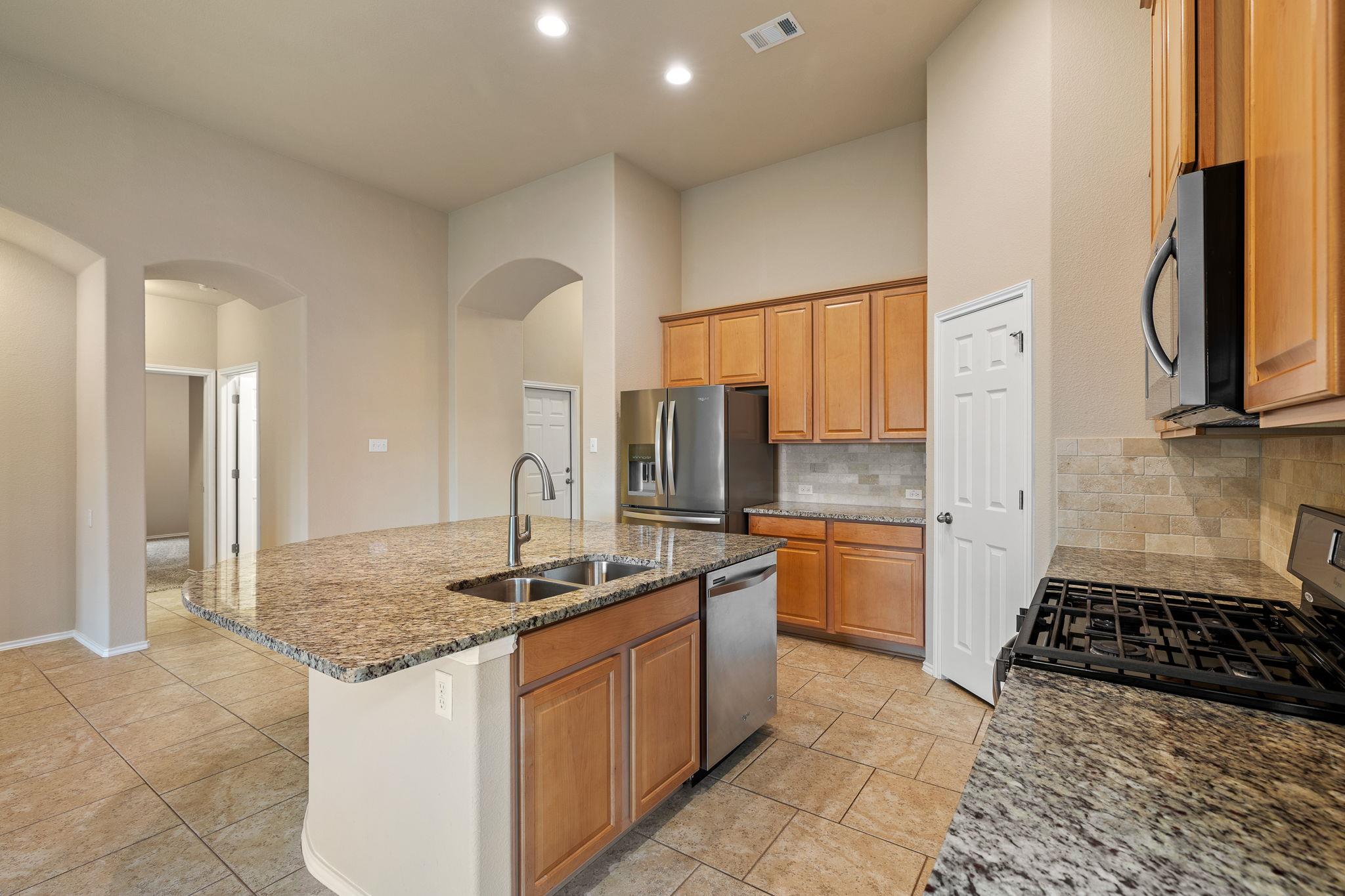 536 Peregrine Way, Leander, TX 78641