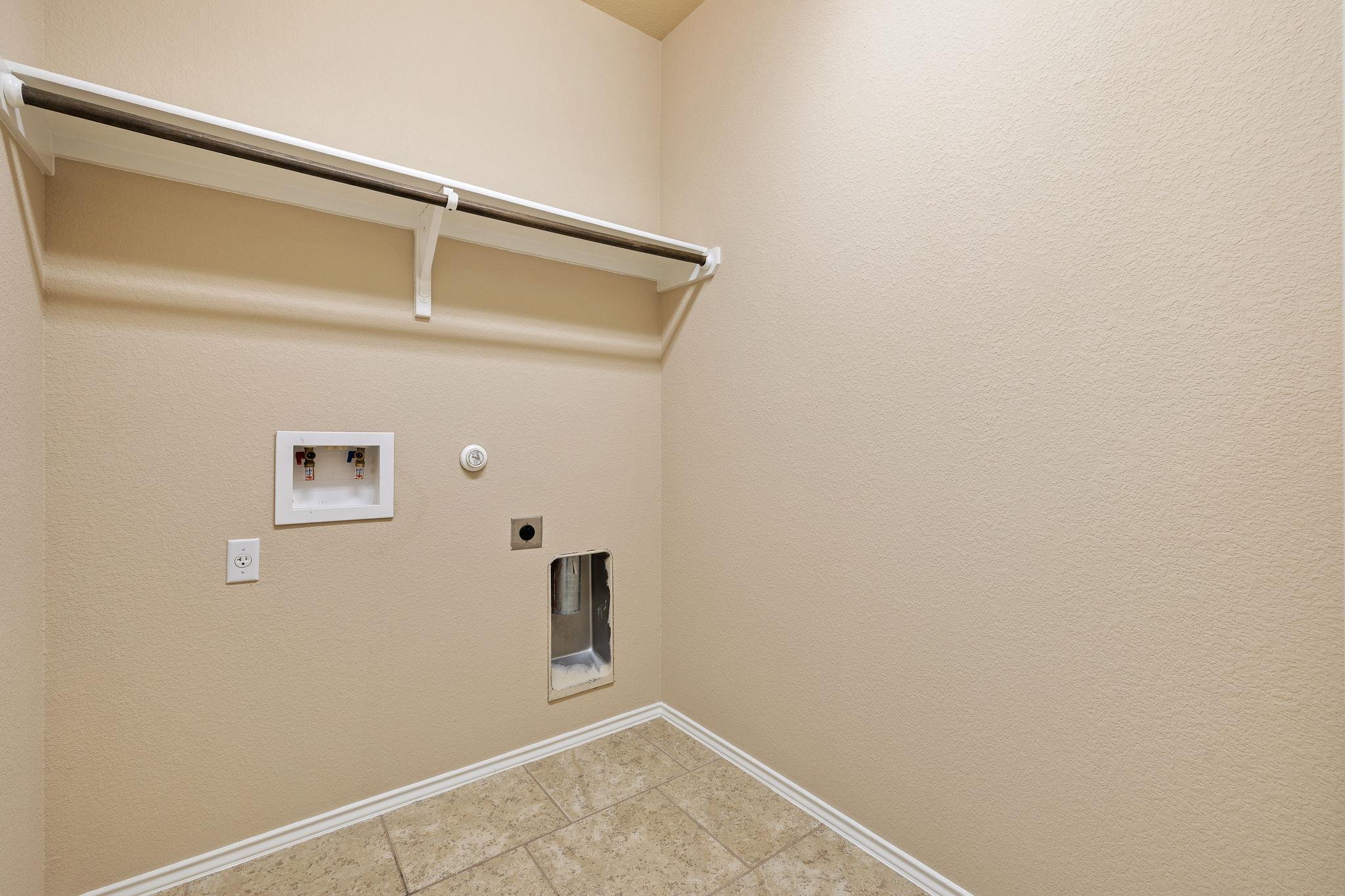 536 Peregrine Way, Leander, TX 78641