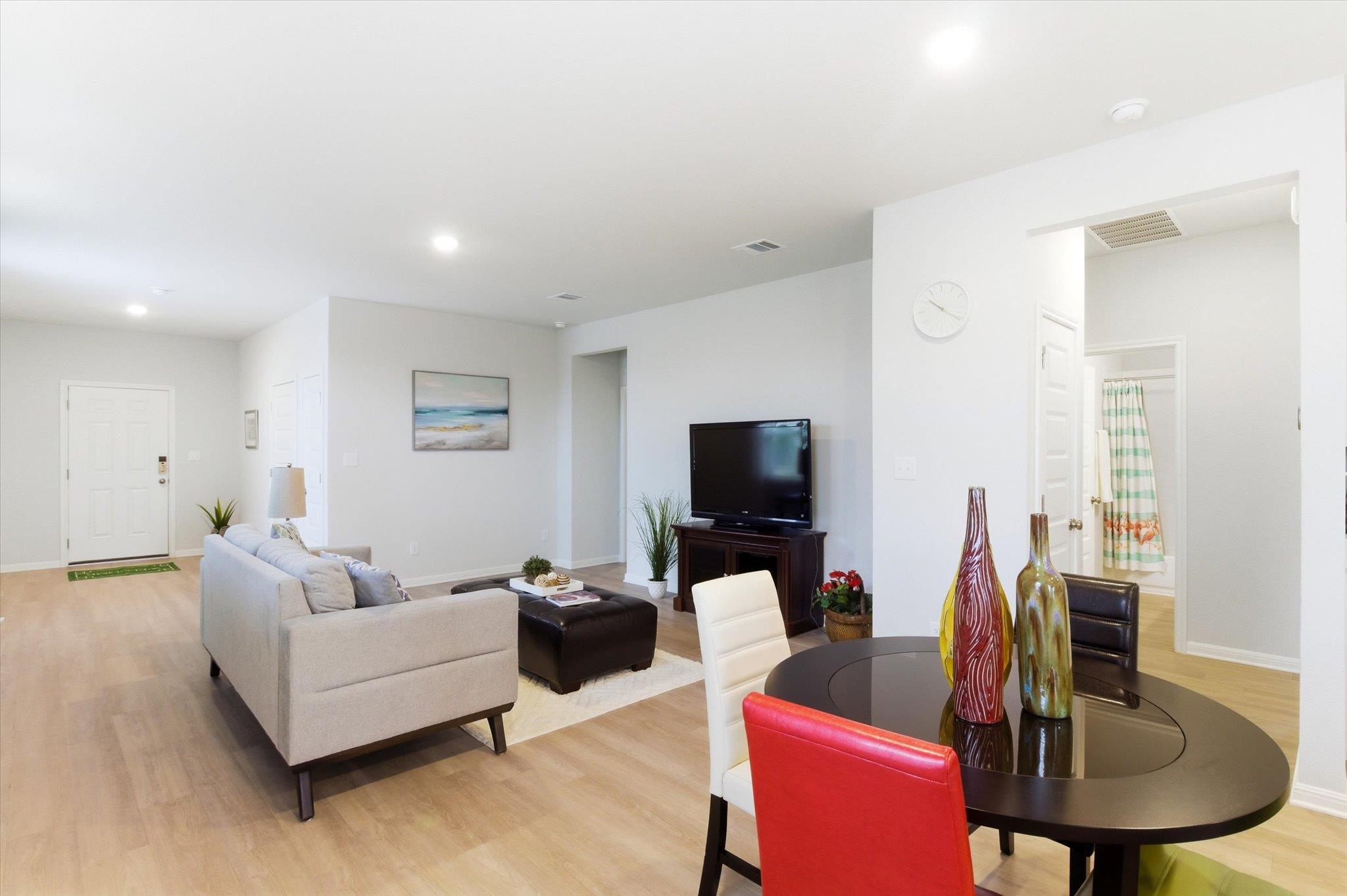 149 Cutleaf Cv, San Marcos, TX 78666