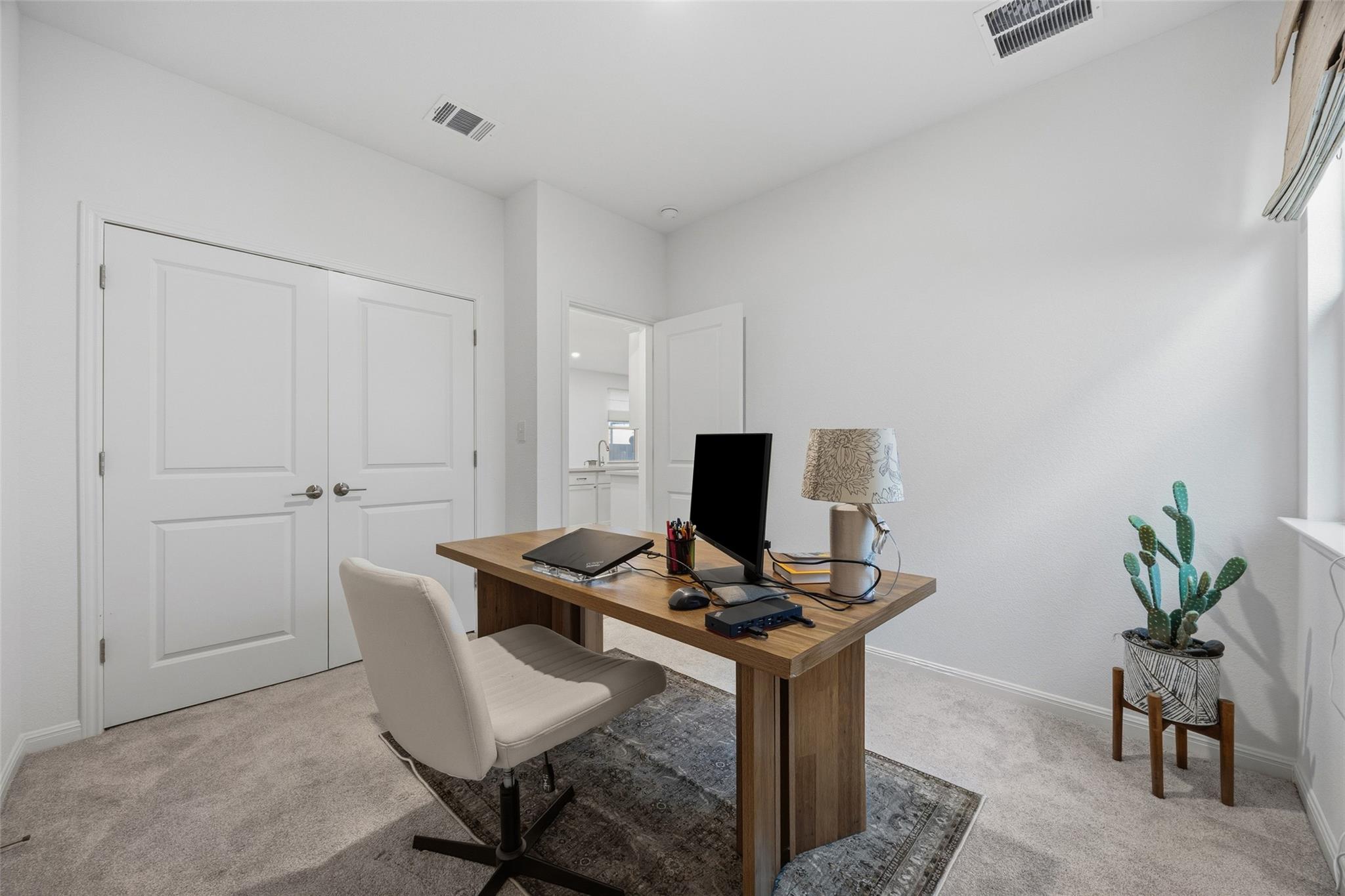 858 Papaya Dr, Buda, TX 78610