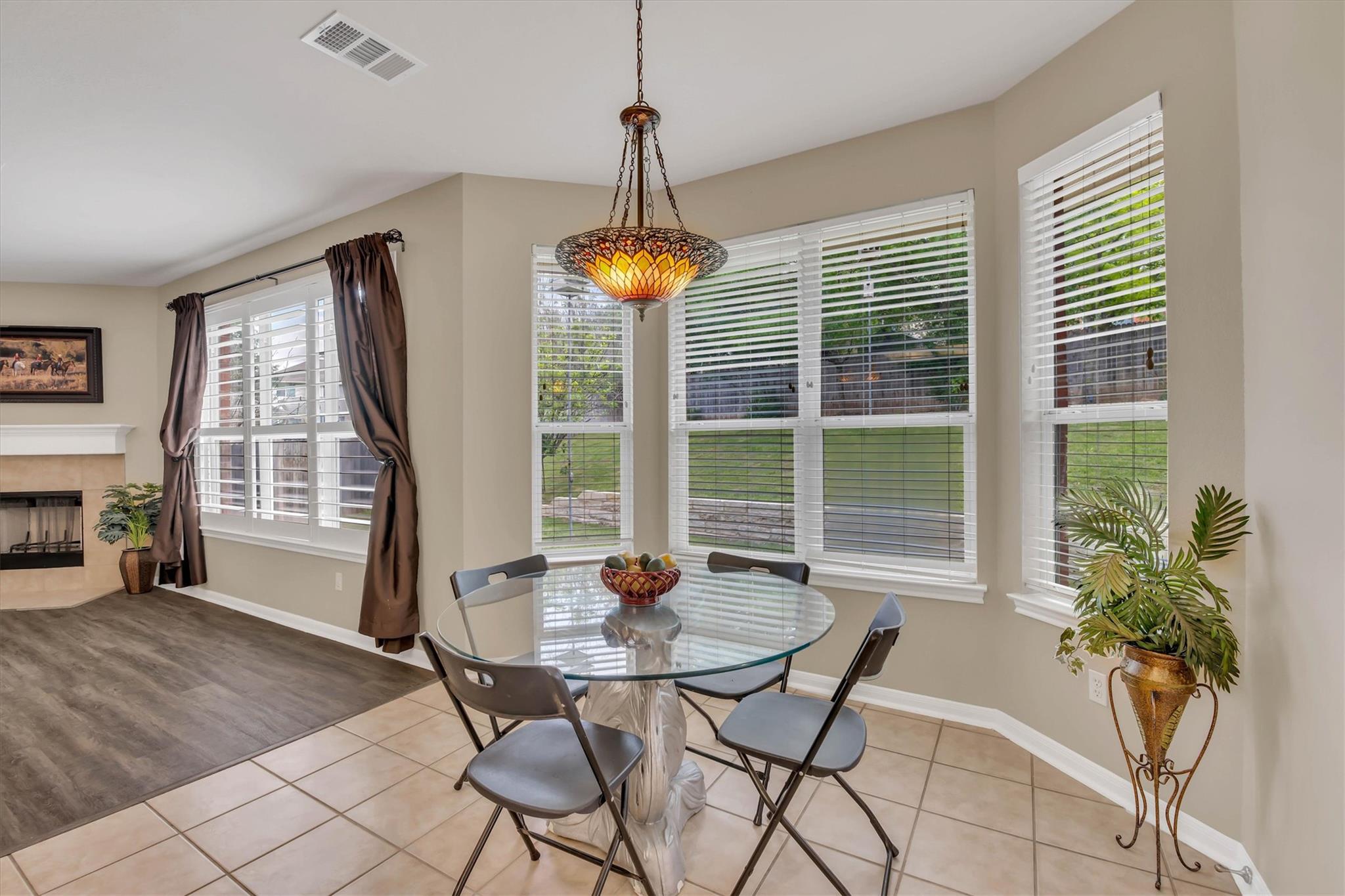 1910 Wickett Way, Cedar Park, TX 78613