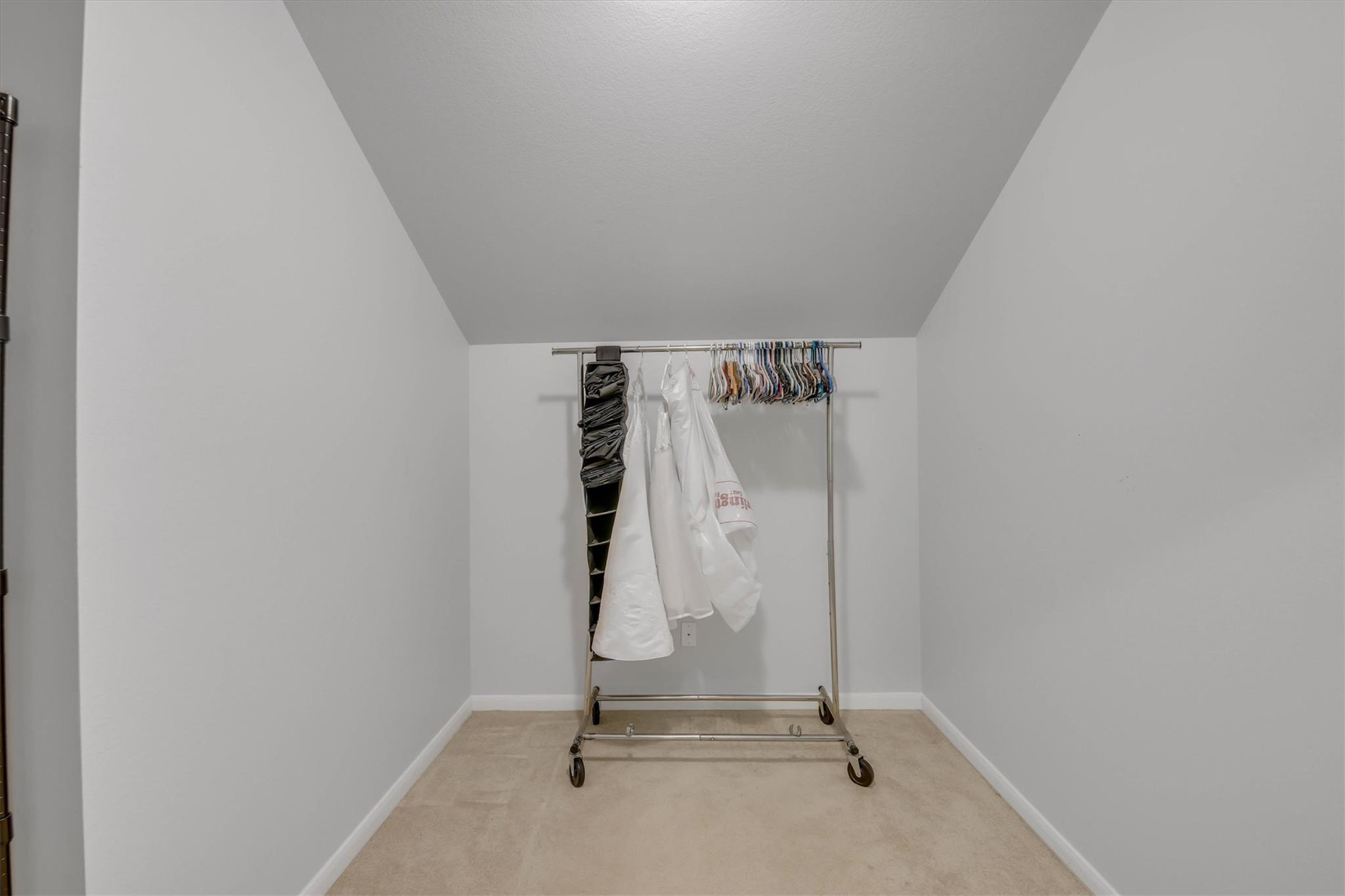 1910 Wickett Way, Cedar Park, TX 78613
