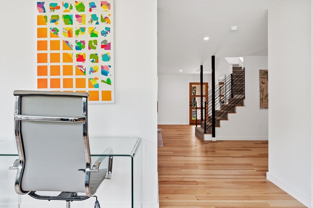 3713 Harpers Ferry Ln, Austin, TX 78749