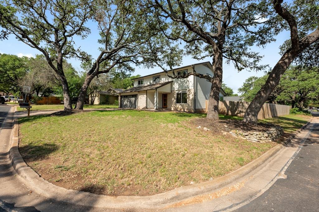 3713 Harpers Ferry Ln, Austin, TX 78749