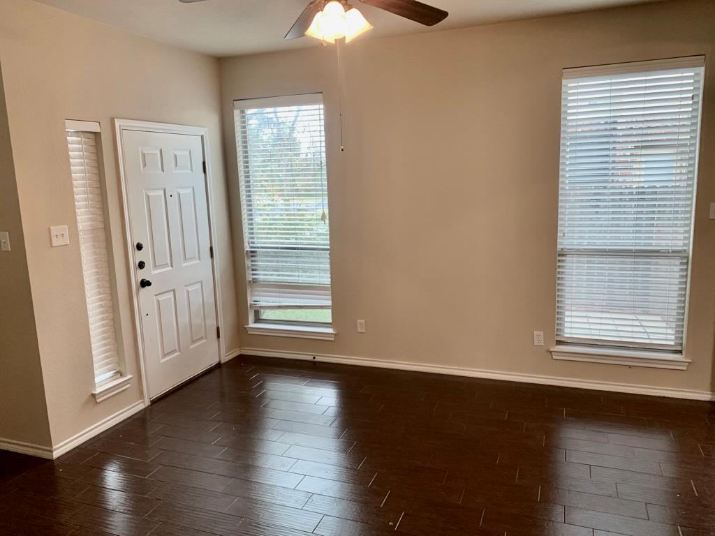 215 N College St, Georgetown, TX 78626