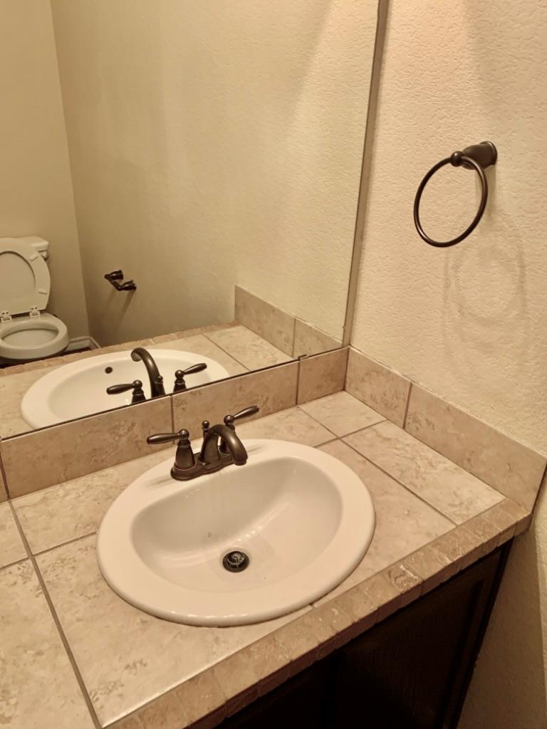 215 N College St, Georgetown, TX 78626