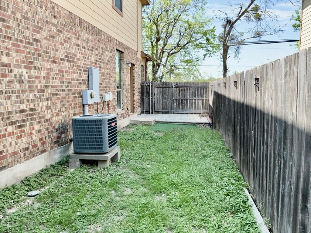 215 N College St, Georgetown, TX 78626