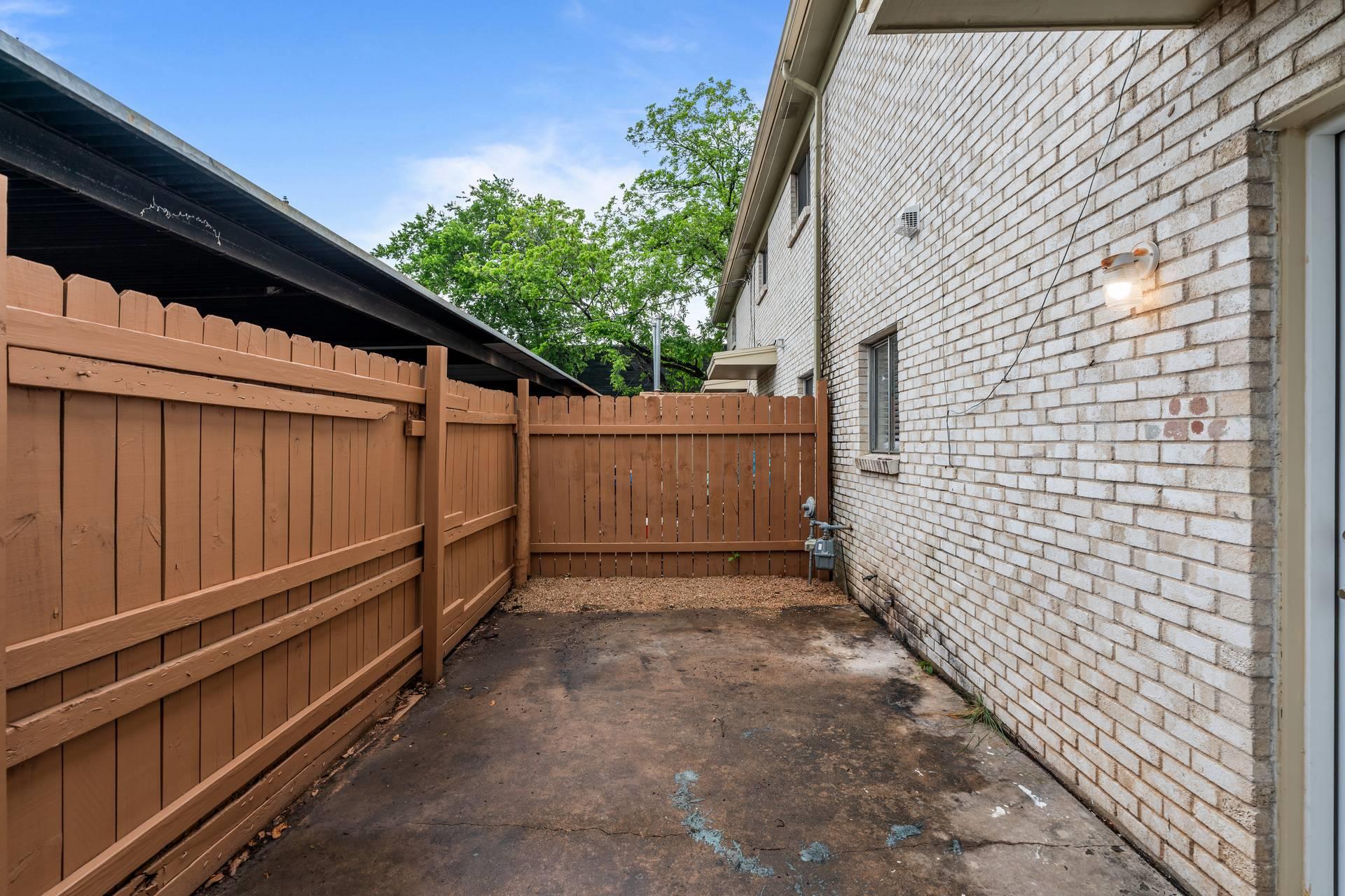 5802 Belmoor Dr # B, Austin, TX 78723