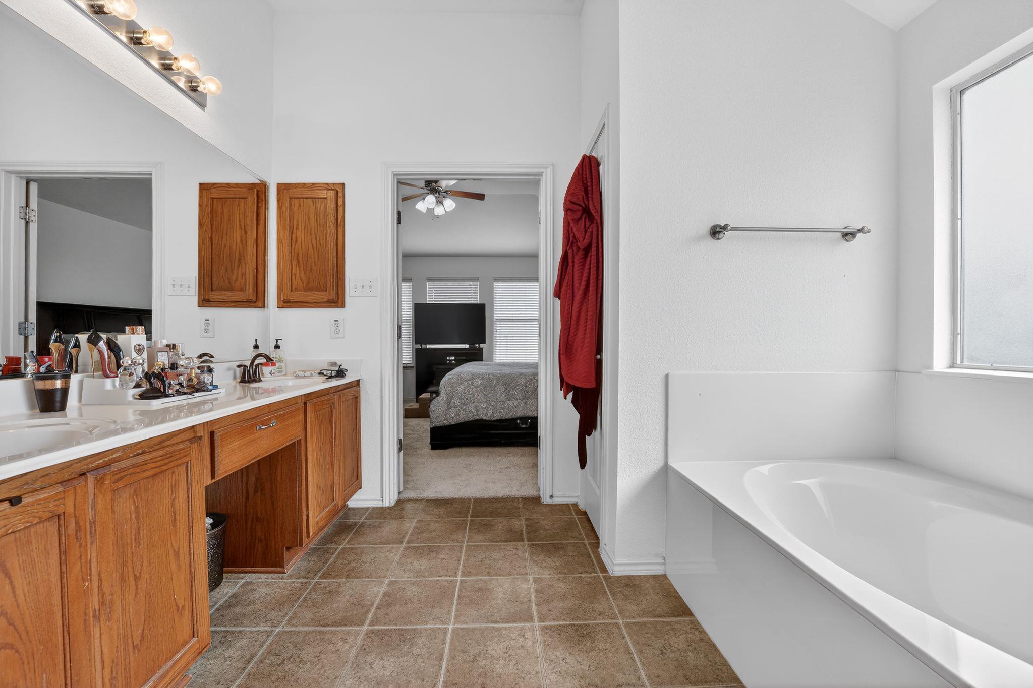 3421 Longhorn Trl, Round Rock, TX 78664