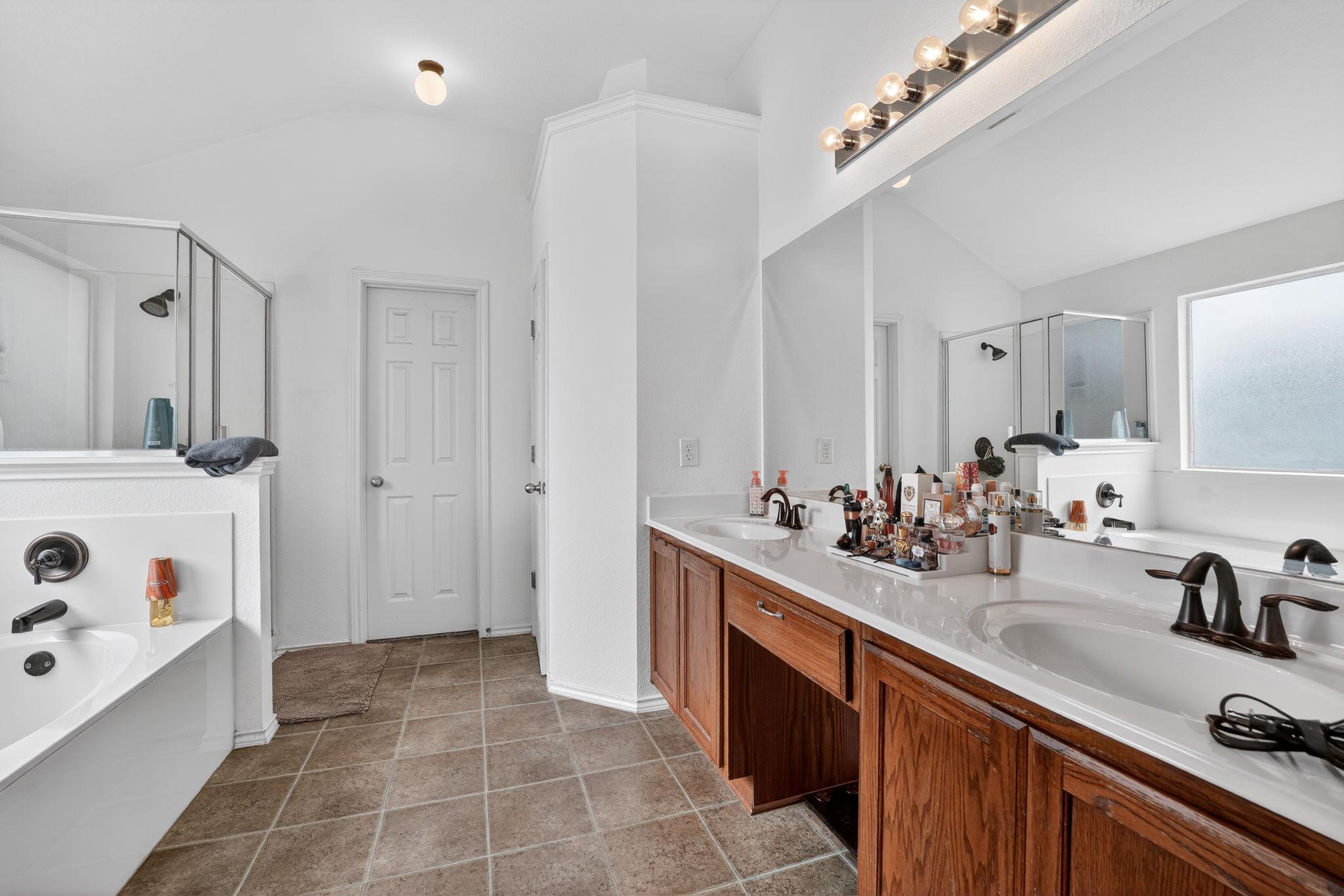 3421 Longhorn Trl, Round Rock, TX 78664