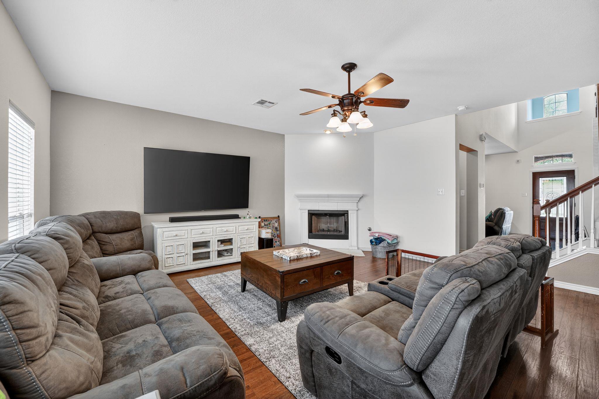 3421 Longhorn Trl, Round Rock, TX 78664