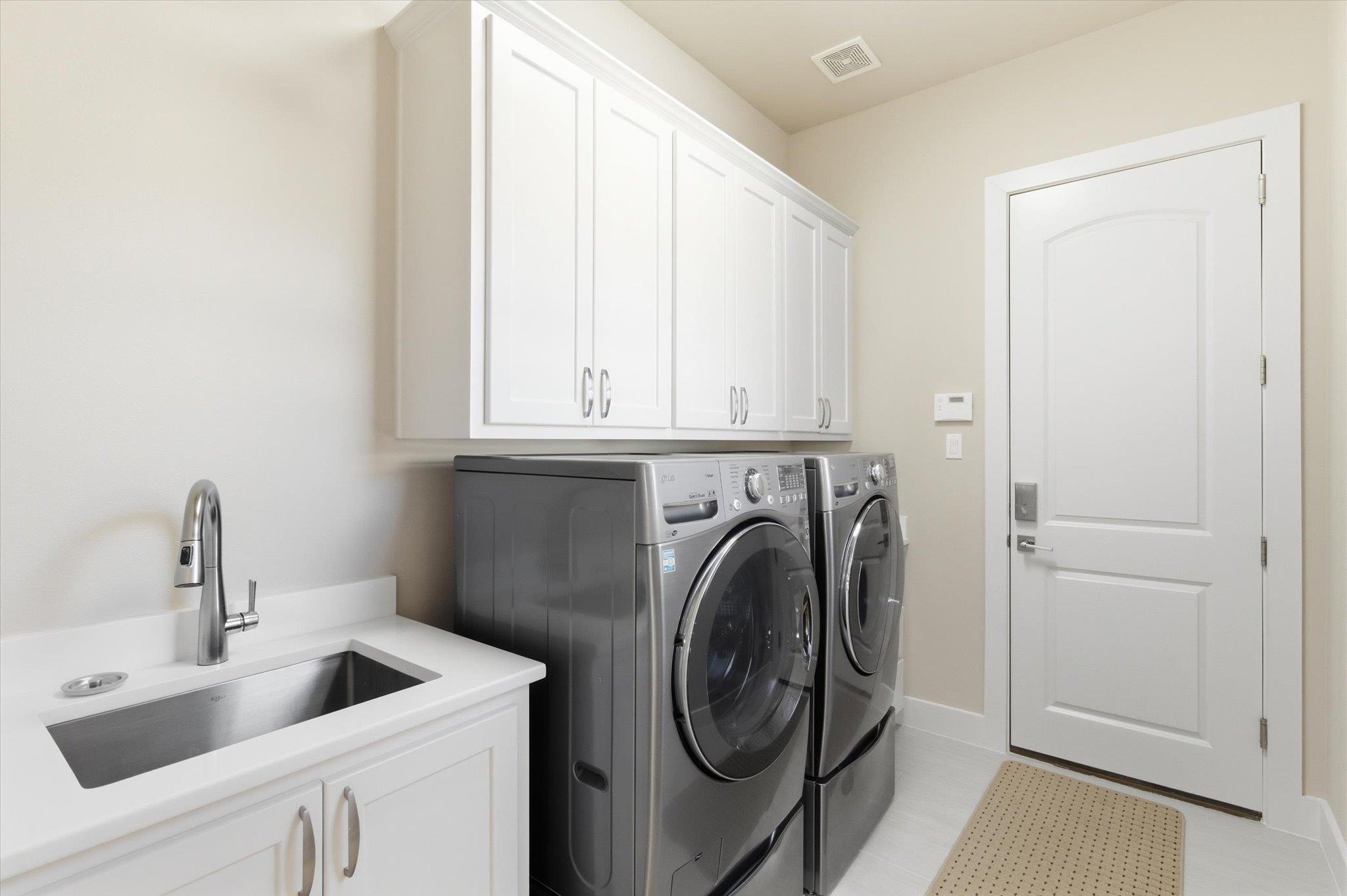 438 Stagecoach Trl, San Marcos, TX 78666