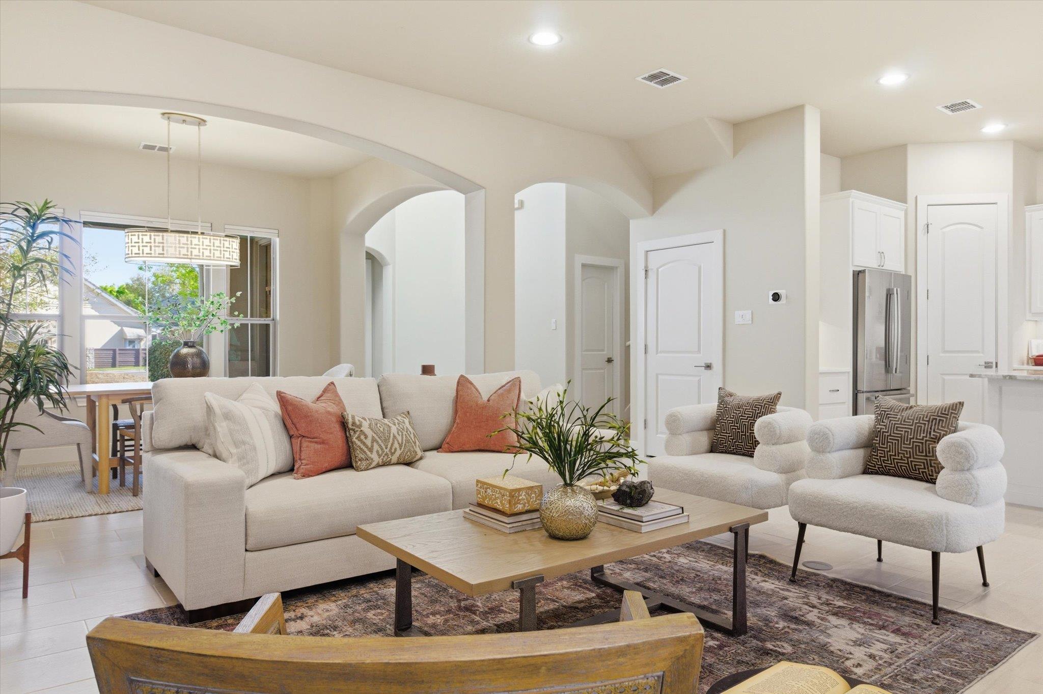 438 Stagecoach Trl, San Marcos, TX 78666