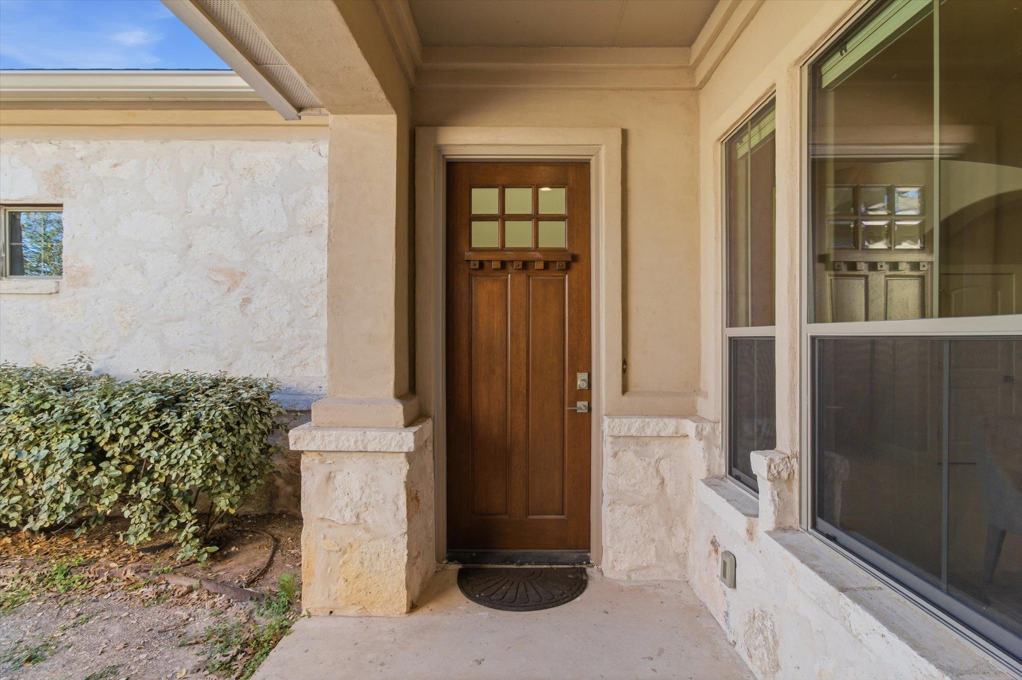 438 Stagecoach Trl, San Marcos, TX 78666