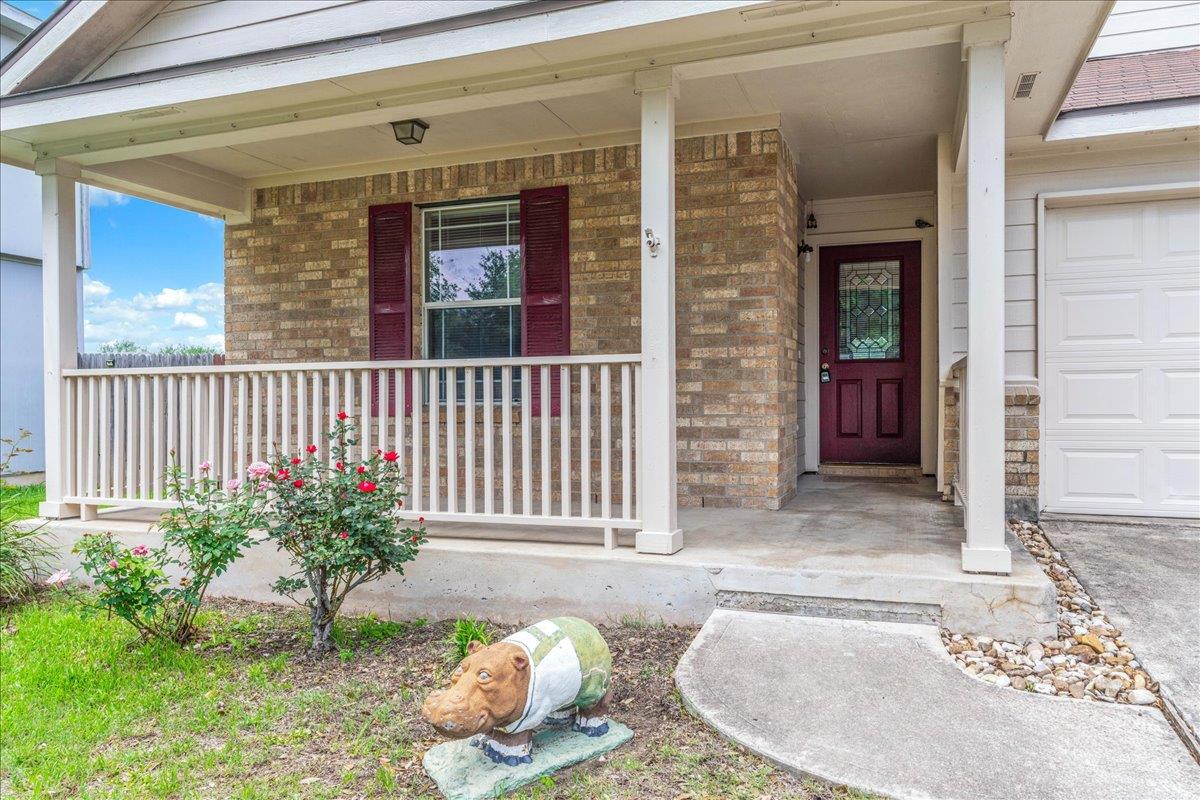 103 Wren Cv, Hutto, TX 78634