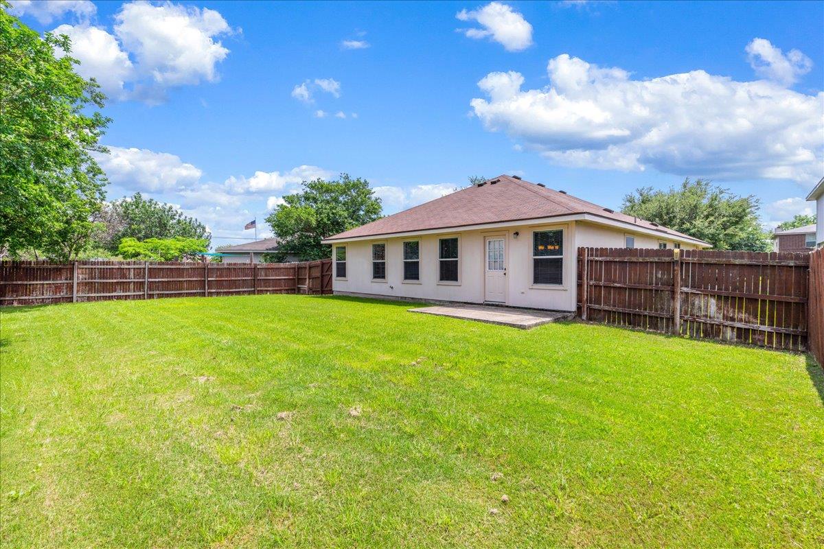 103 Wren Cv, Hutto, TX 78634