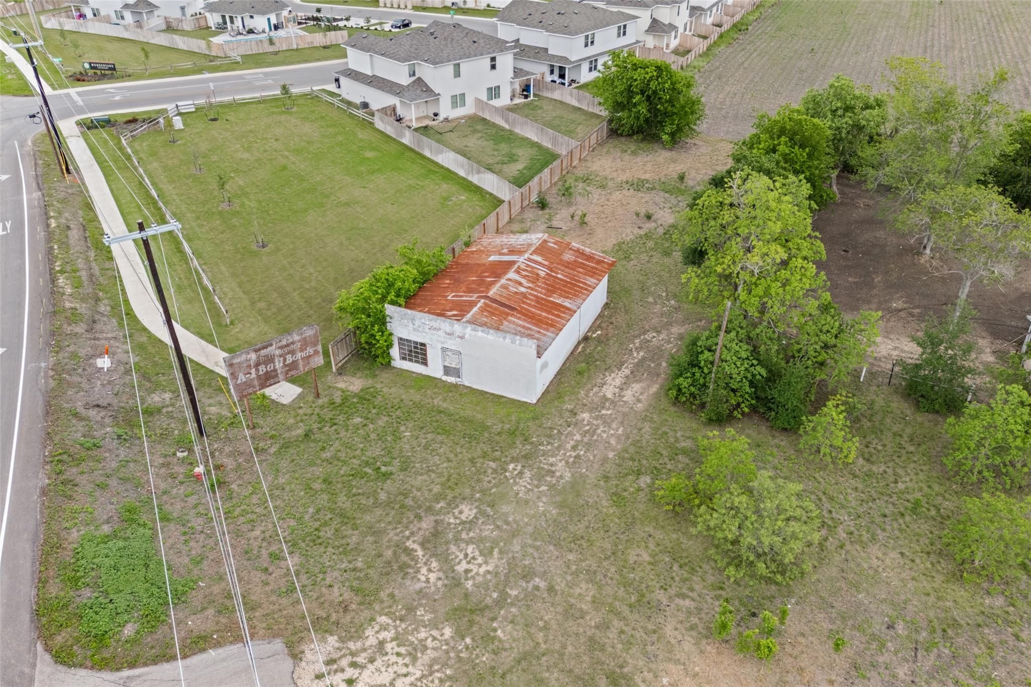 1812 Borchert Dr, Lockhart, TX 78644