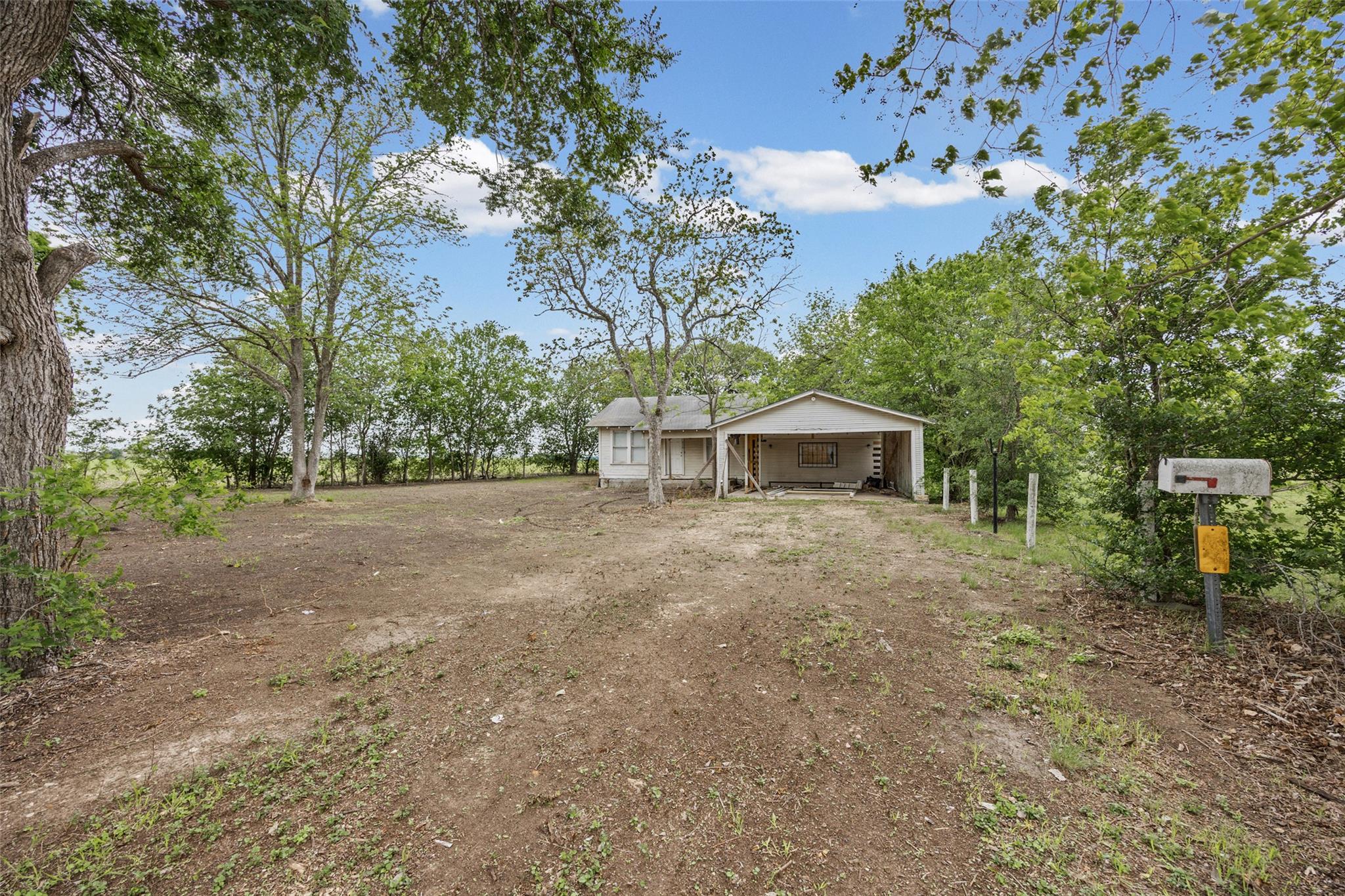 1812 Borchert Dr, Lockhart, TX 78644