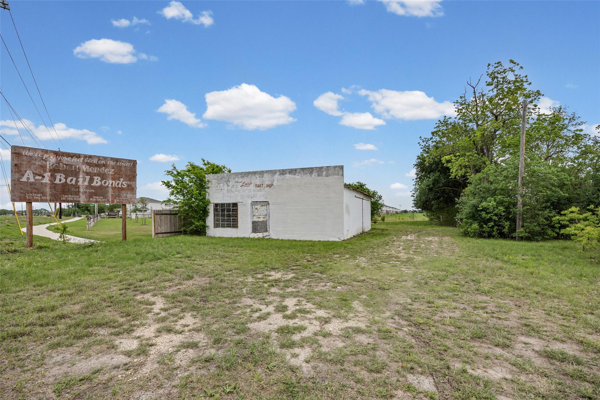 1812 Borchert Dr, Lockhart, TX 78644