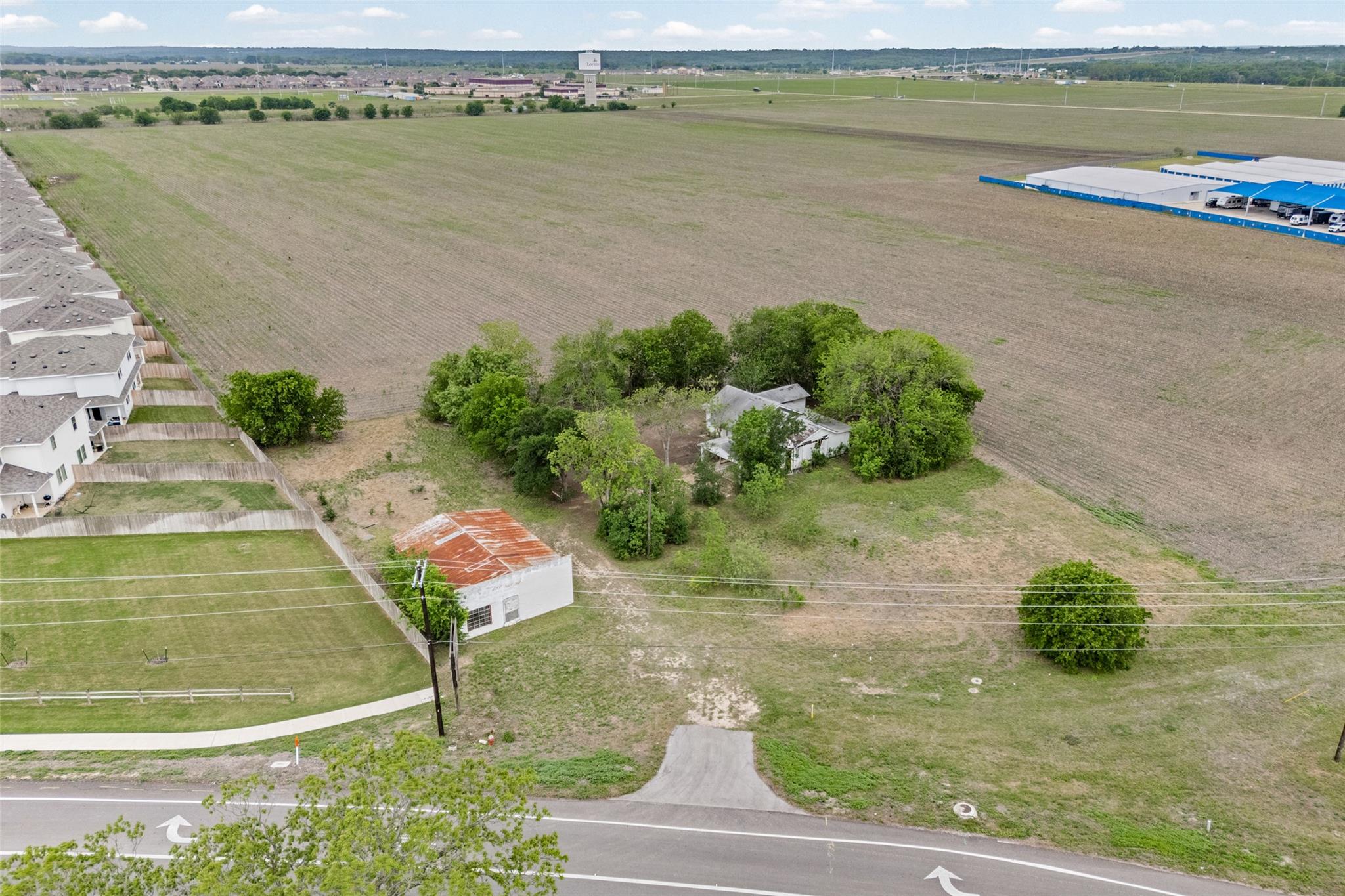 1812 Borchert Dr, Lockhart, TX 78644