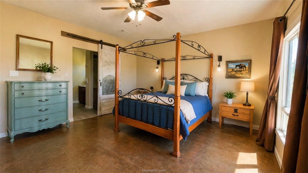 11810 Riley Green Road, Franklin, TX 77856