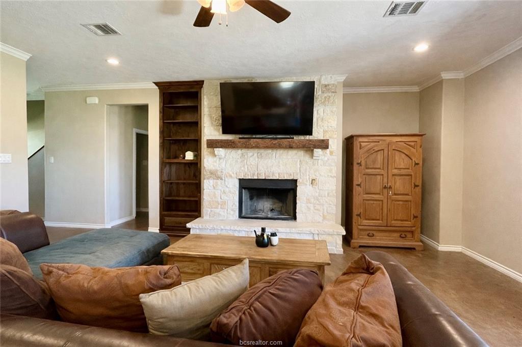 11810 Riley Green Road, Franklin, TX 77856