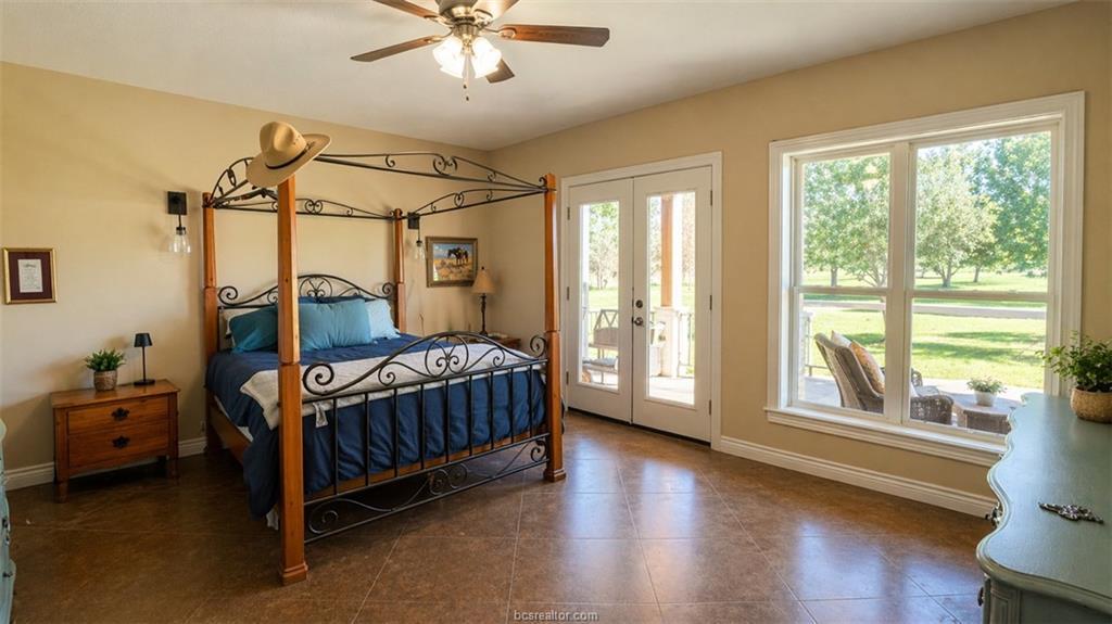 11810 Riley Green Road, Franklin, TX 77856