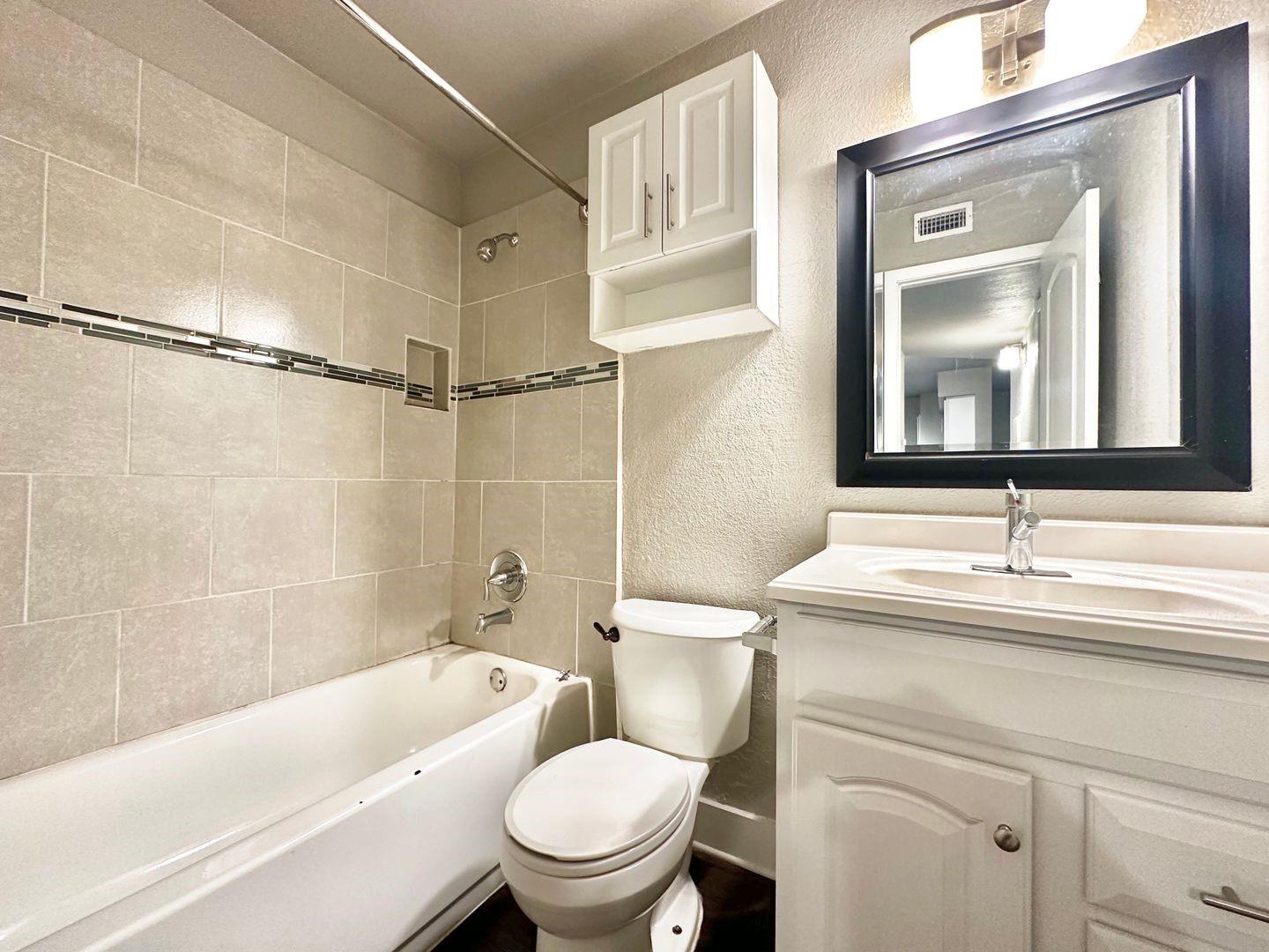 4316 Bull Creek Rd # 107, Austin, TX 78731