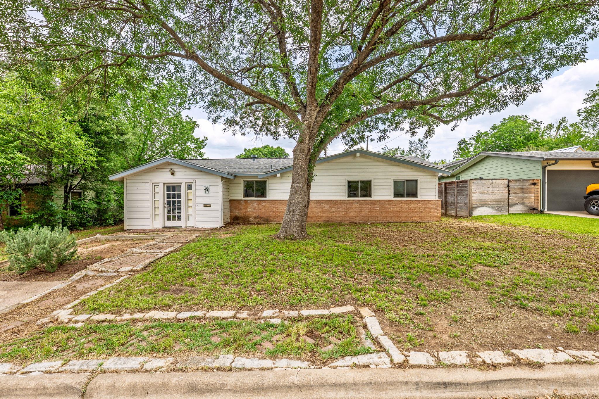 2613 Nottingham Ln, Austin, TX 78704