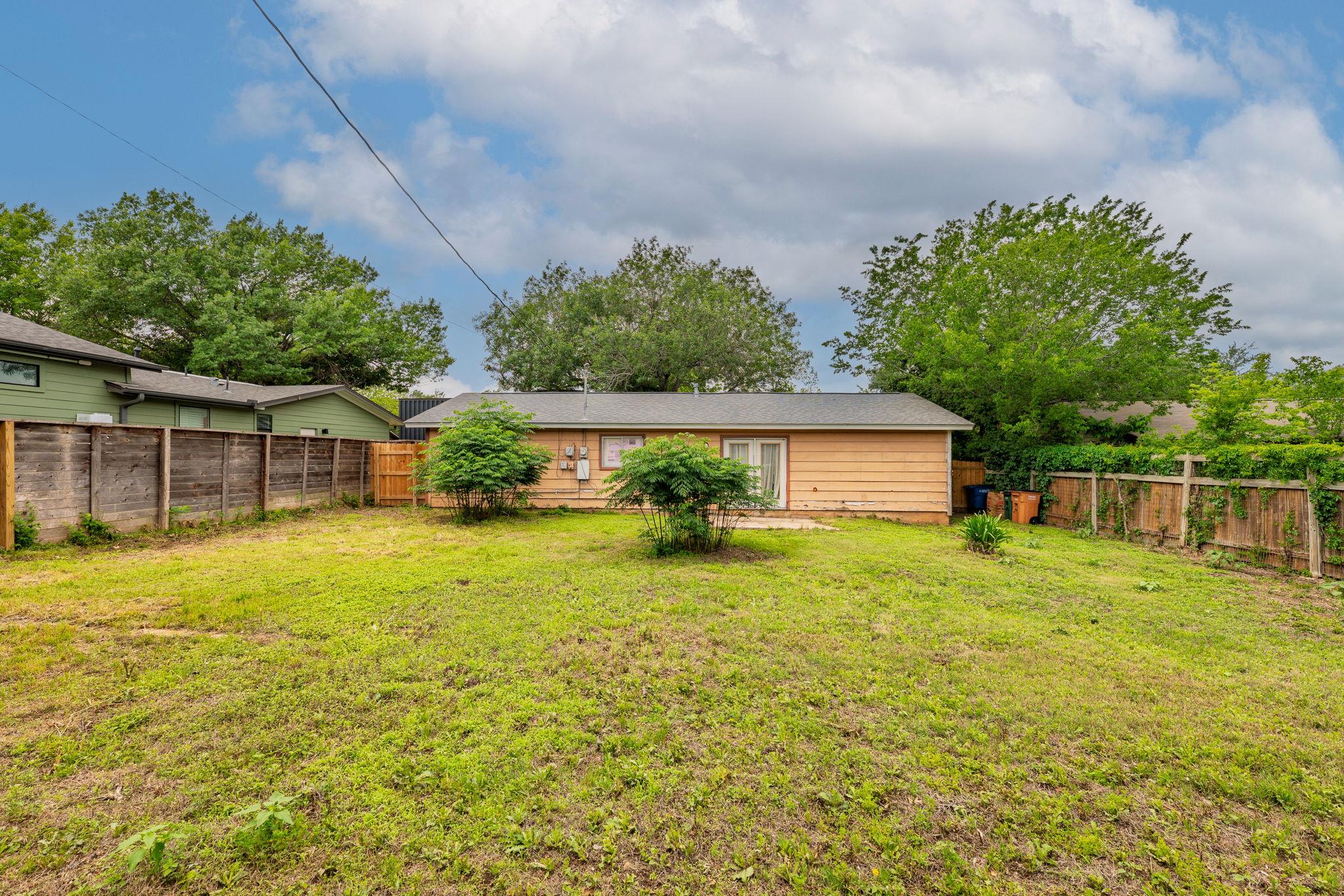 2613 Nottingham Ln, Austin, TX 78704