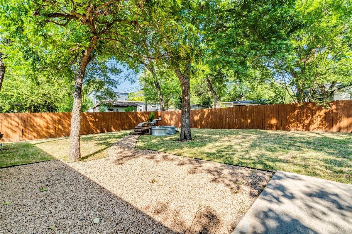 1120 Spur St, Austin, TX 78721