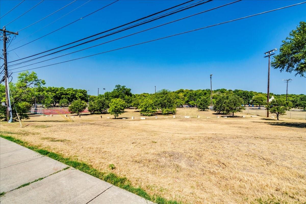 1120 Spur St, Austin, TX 78721