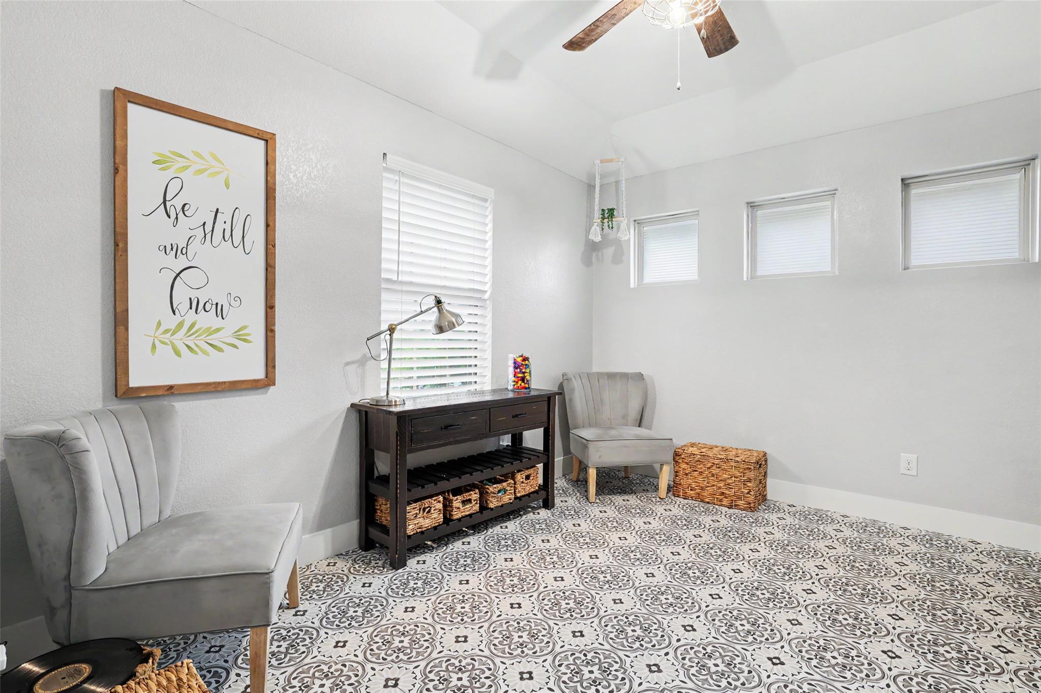 117 Rock Dock Rd, Georgetown, TX 78633