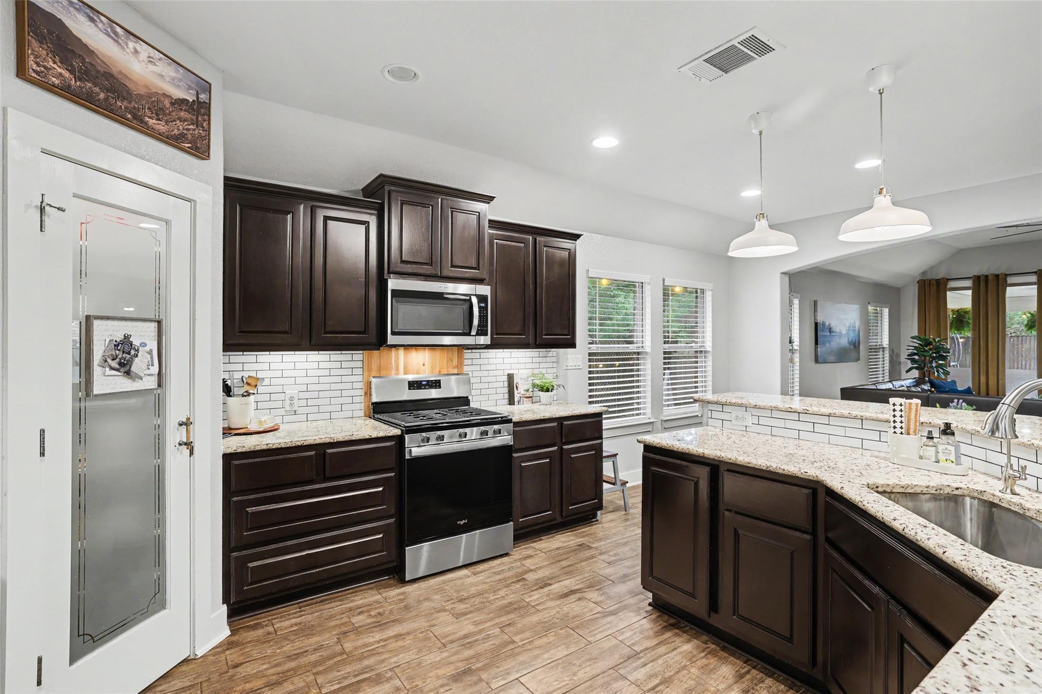 117 Rock Dock Rd, Georgetown, TX 78633