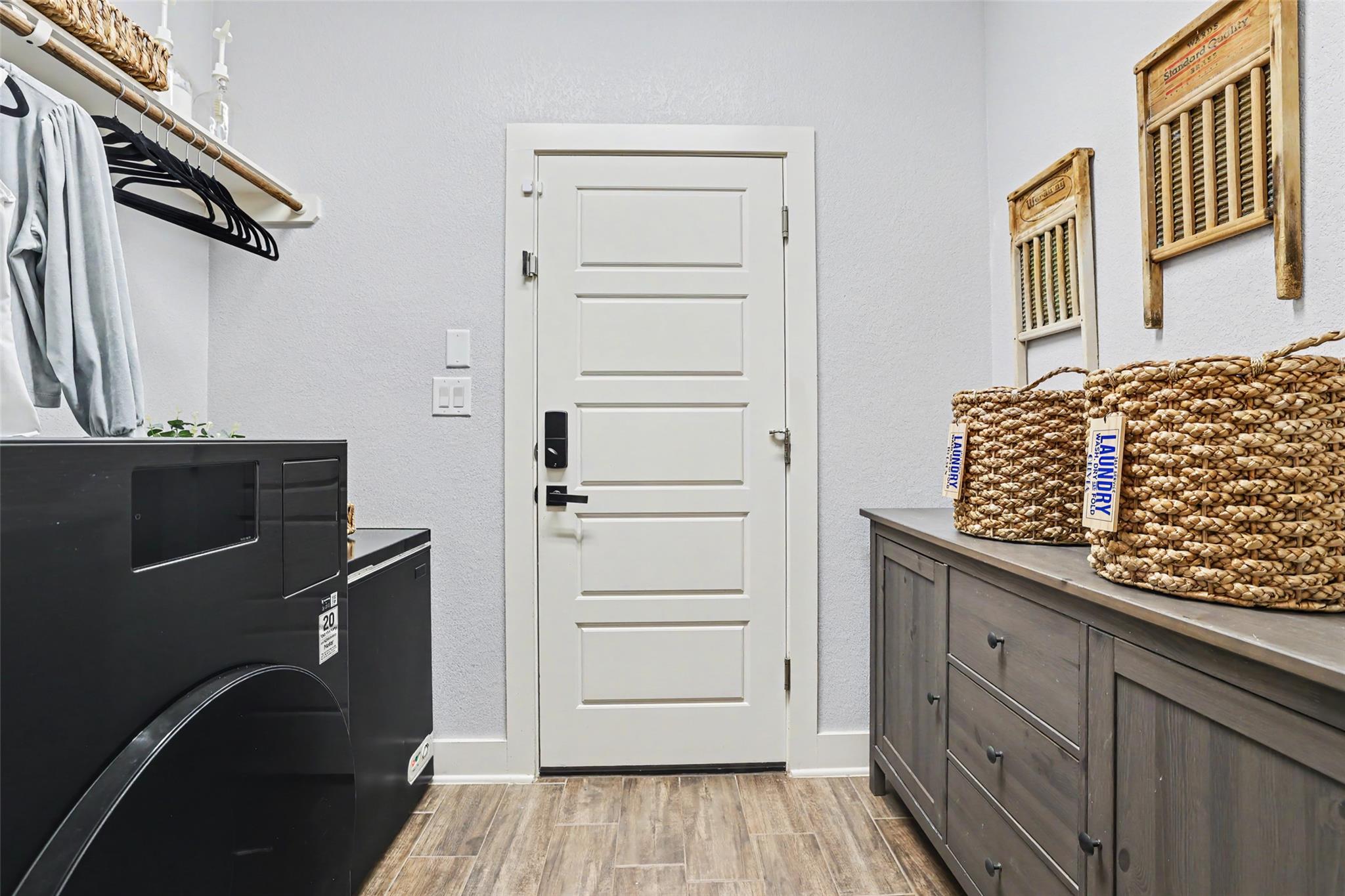 117 Rock Dock Rd, Georgetown, TX 78633