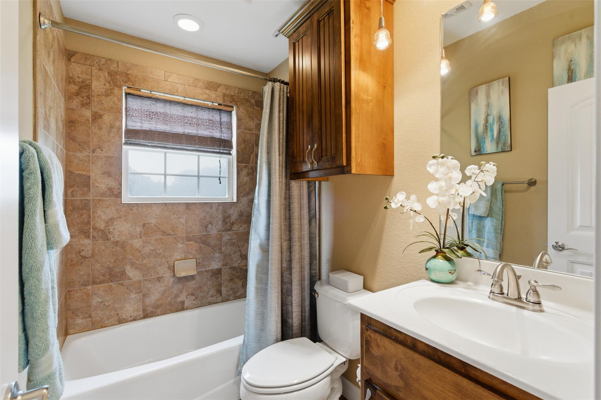 1221 Lovers Ln, Bastrop, TX 78602